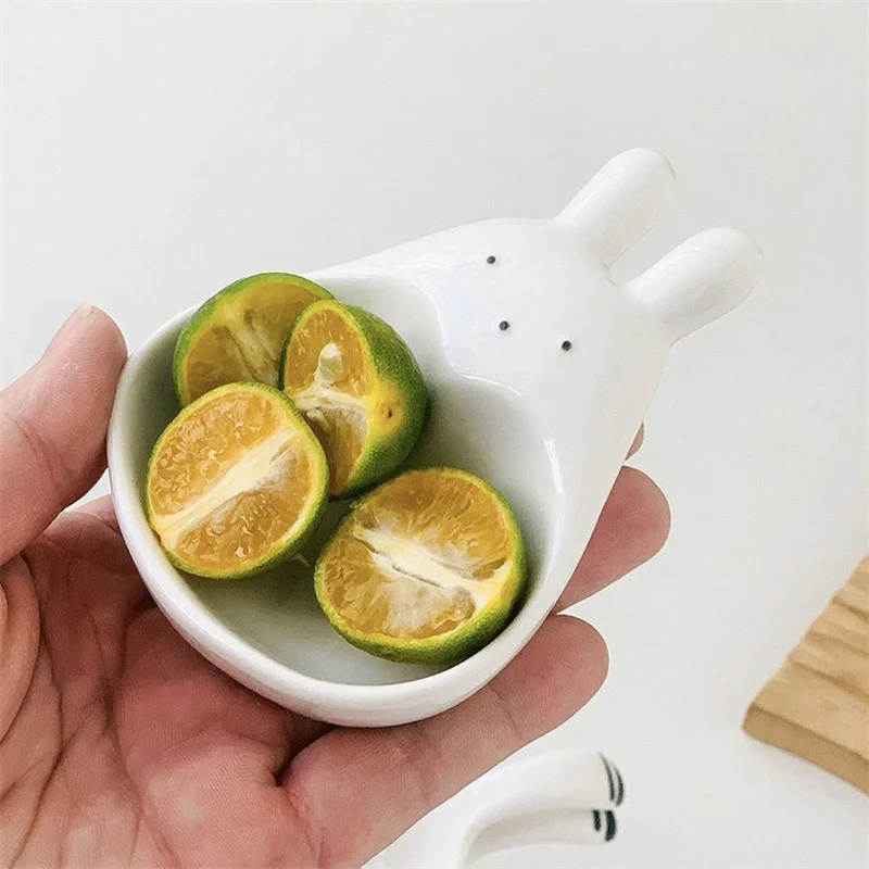 1pc Super Cute Cartoon Rabbit Dipping Saucer Household Ceramic Saucer Ketchup Snack Plate Vinaigrette White Rabbit