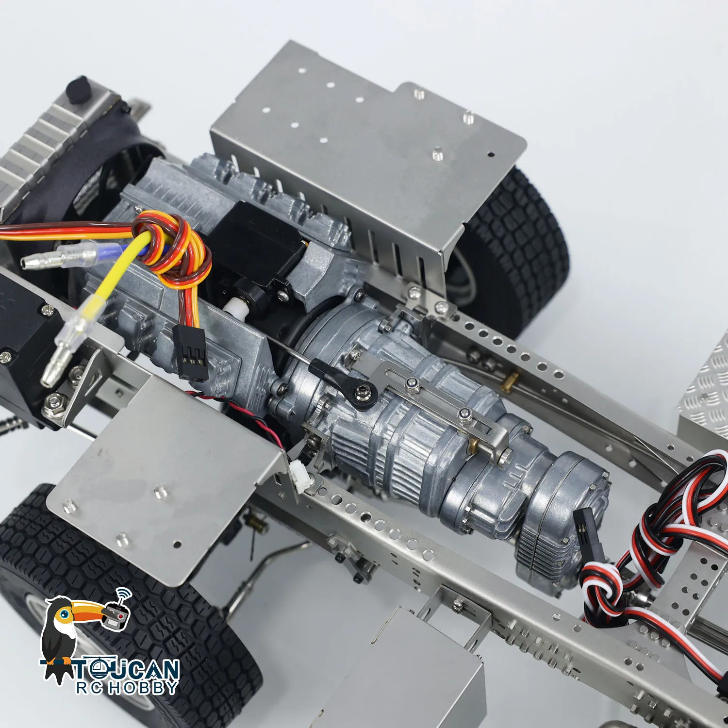 

1/14 Scale 8x8 RC Metal Chassis 3-Speed Model for Remote Control Crane Truck 770S F1650 Electric Cars Differential Lock Axles
