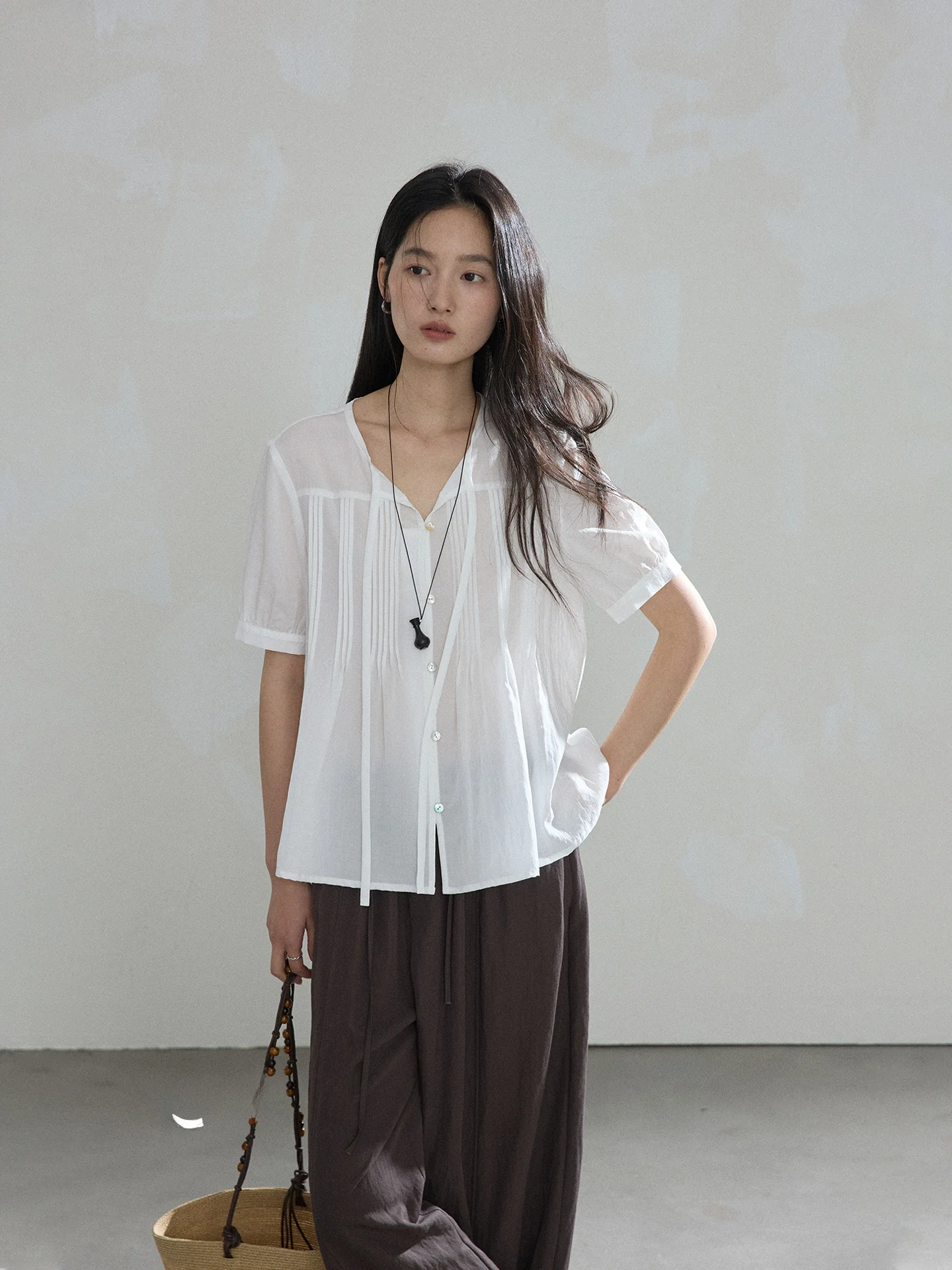 

Женская повседневная рубашка CLIPETTE из льняной смеси, свободного кроя, с коротким рукавом, V-образным вырезом и завязками, дышащий топ белого цвета