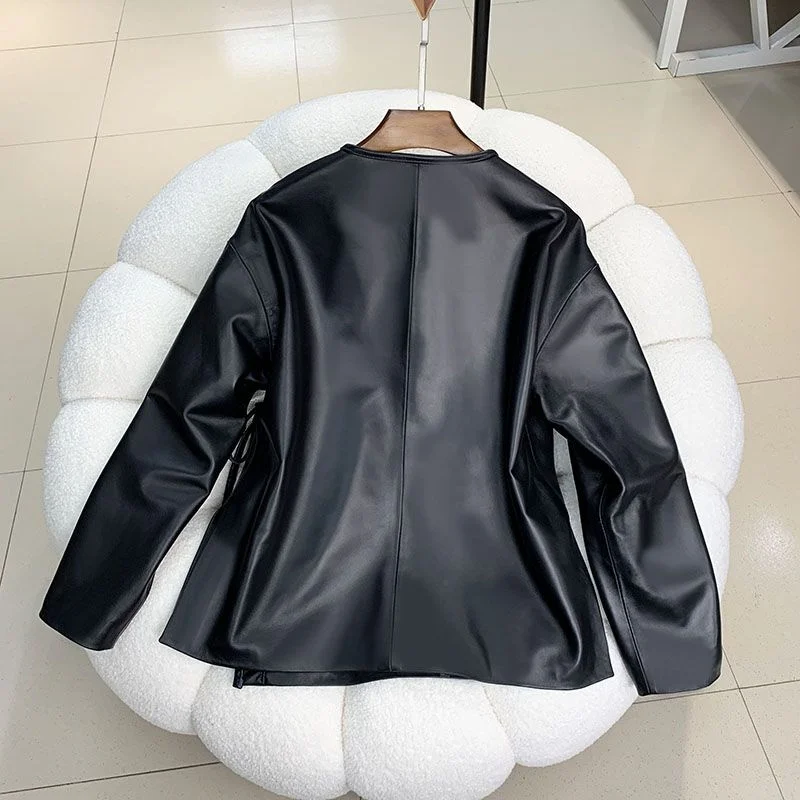 여성용 가죽 재킷 중국 스타일 레이스업 민족풍 가죽 여성 레트로 버클 기품 있는 고급 코트