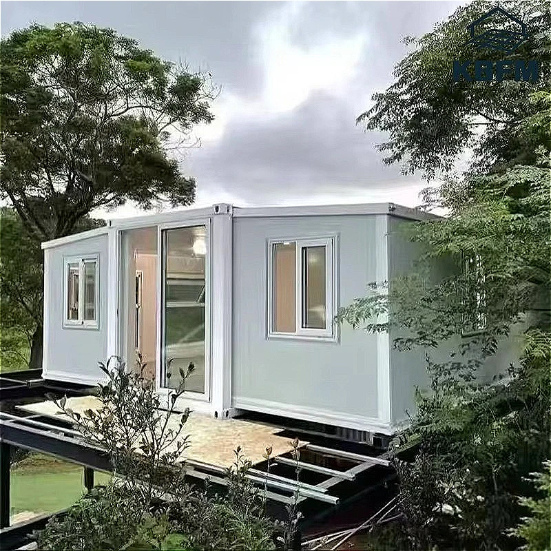 Mobile Container House 20ft 40ft Prefab Foldable Portable Tiny Home Expandable Breathable Steel Sandwich Panel for Hotel Camping