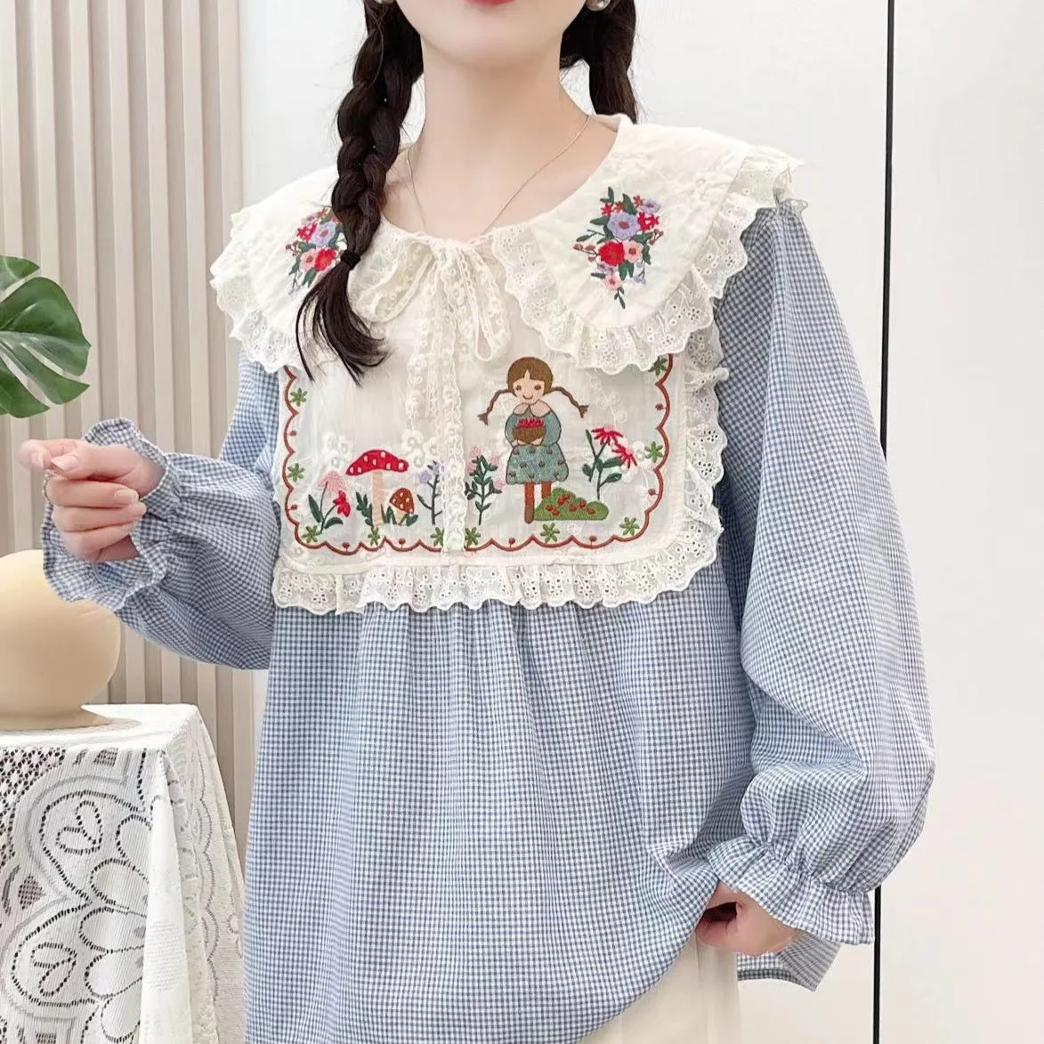 New Autumn Cotton Long Sleeve Shirt, Women Peter Pan Collar Embroidery Top, Mori Girl Popular Sweet Blouse, Winter T485132QM