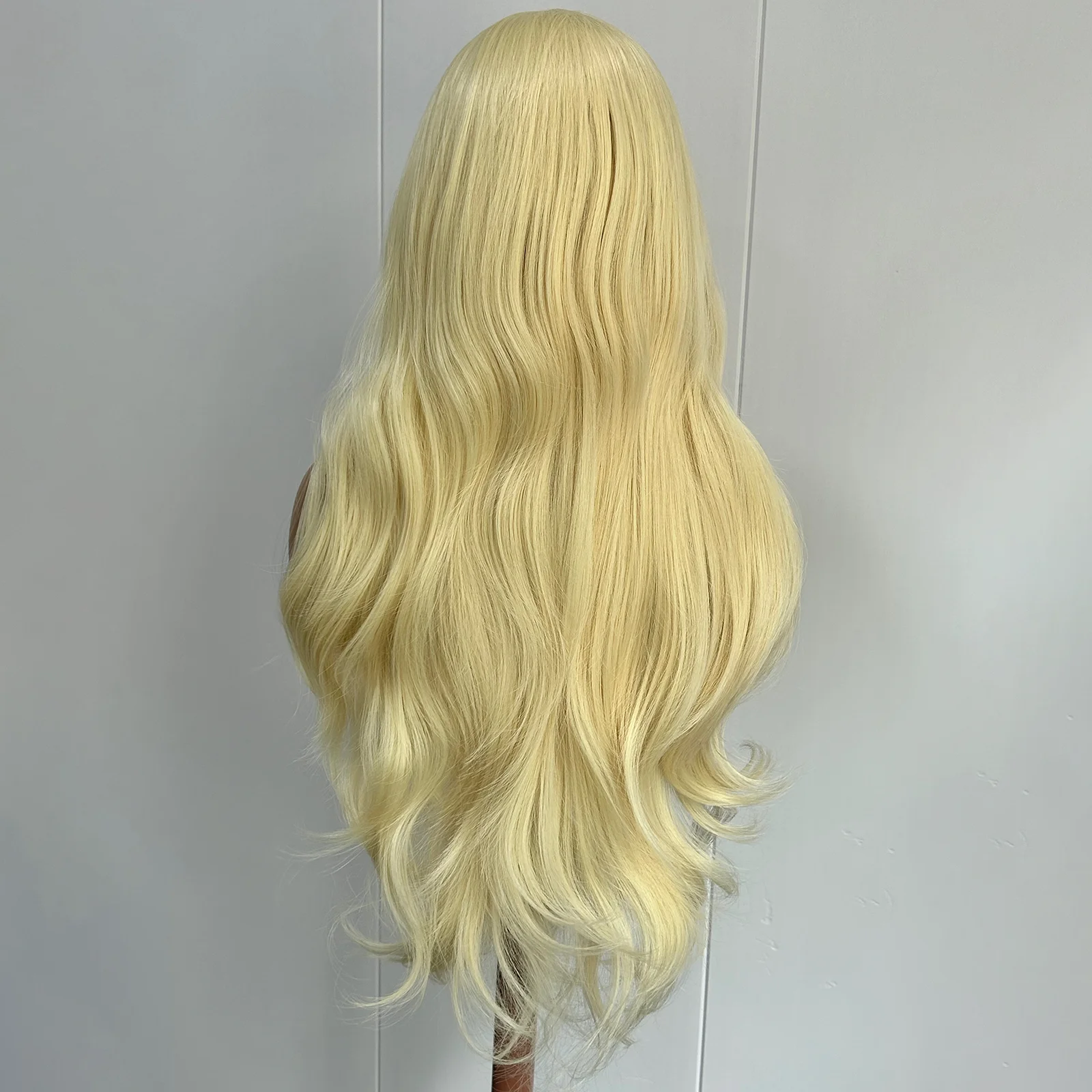 613 Blonde Long Wavy Synthetic Hair Pre Plucked Free Part Layered Natural Curly Body Wave 13X4 Lace Front Wigs for Women Daily