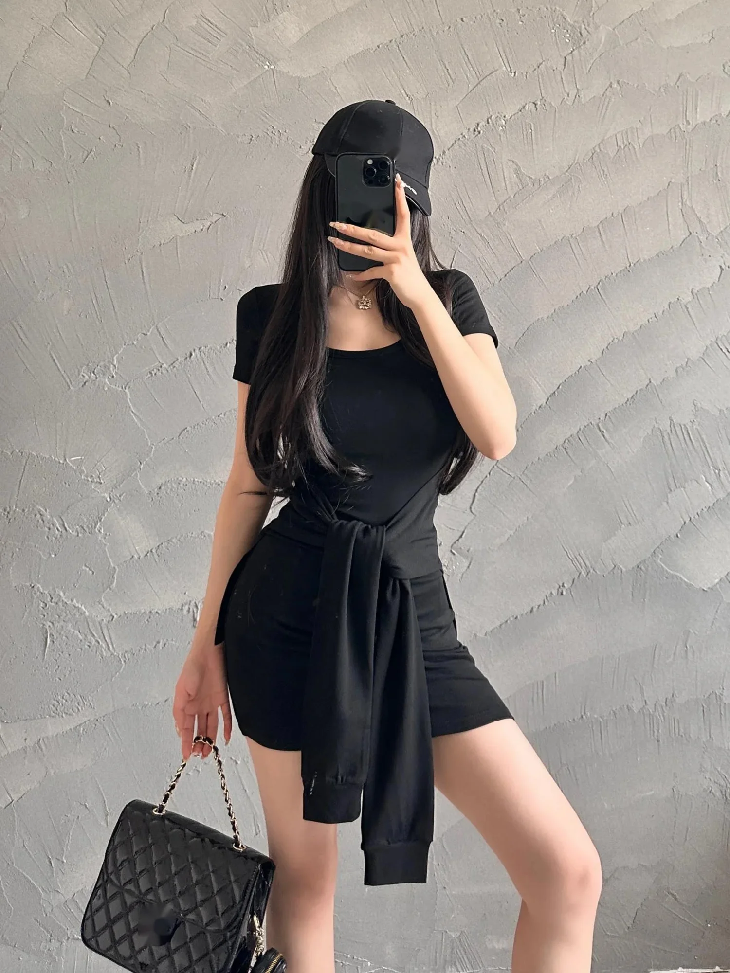 Vestido cinza de manga curta amarrado, elegante para mulheres, verão, estilo coreano, sensação de alta qualidade, slim, cintura alta, vestido curto, camiseta 9pbn