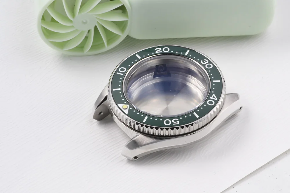 3.8 Uhr Stahl-Uhrengehäuse MM300 Uhrengehäuse Leuchtendes Saphirglas Taucheruhr für NH35/NH36 Automatikwerk Uhrenteile – Detail 7