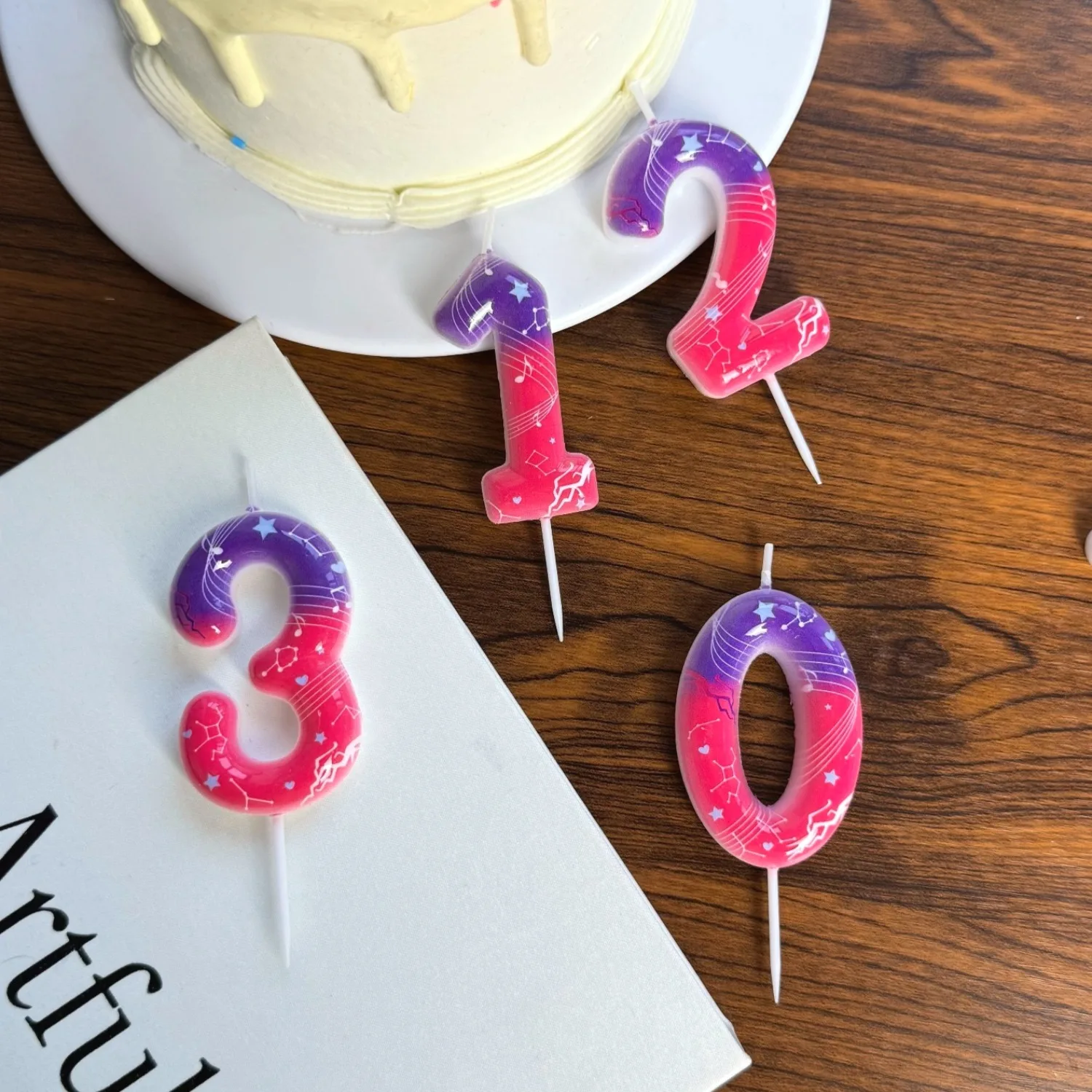 K-pop Pink Purple No.0-9 Birthday Candle, Trendy Sparkly Gradient Cake Topper for Girls Themed Birthday Party Decoration