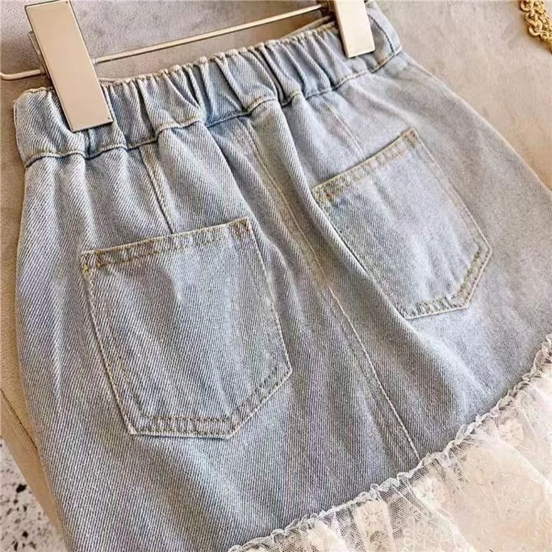 Immagine 7: Nuova Gonna Corta Estiva 2026 in Denim con Pizzo Dolce per Ragazze, Versatile e di Tendenza