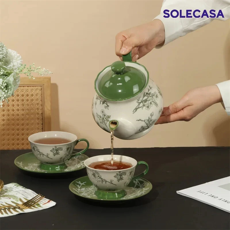 

SOLECASA Ceramic Teaware Set Retro Light Luxury Tea Pot Tea Cups & Saucer Porcelain Coffee Cup & Saucer Afternoon Tea Gift Box