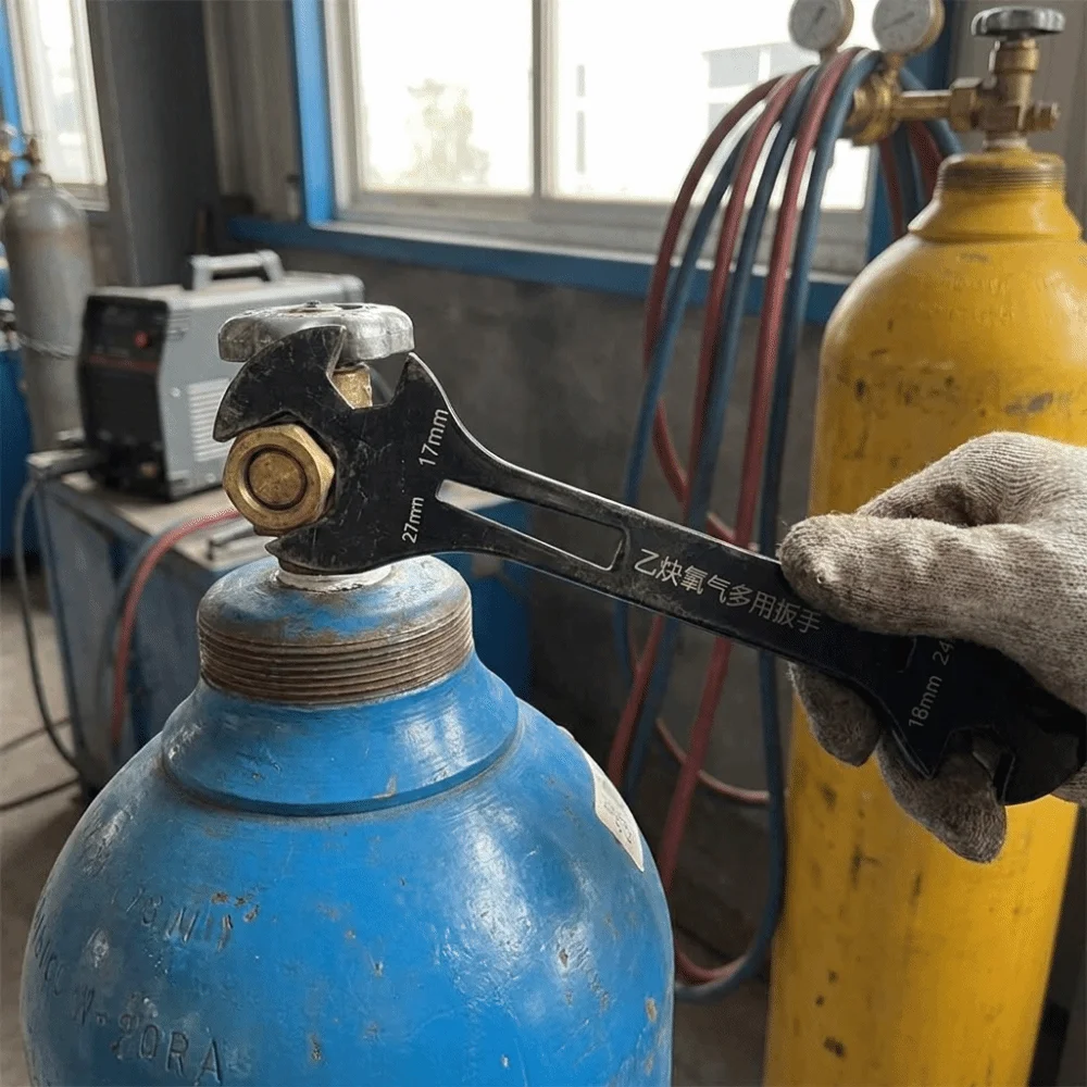 

For High Pressure Operations Gas Cylinder Wrench Heavy Duty Material Professional Welding Tool 45 Steel Construction