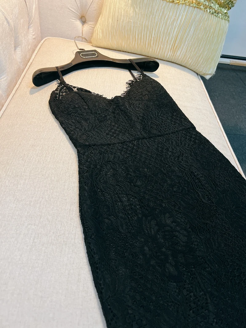 Ele Bla Lace Belt T… - image