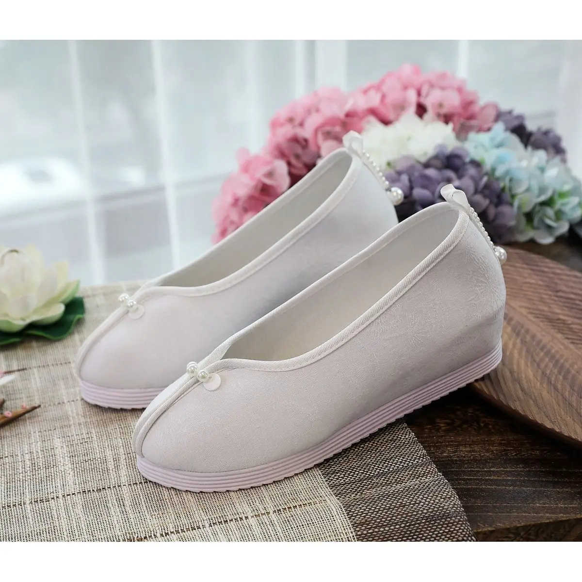 Zapatos Hanfu con forro de algodón de felpa, zapatos de tela Jacquard de Color sólido, zapatos de otoño e invierno, viejo Pekín