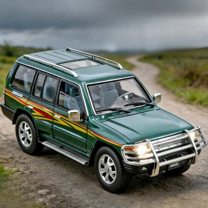 Simulationsmodell 1:18 Pajero Legierung-Automodell mit Rückziehfunktion, Sound und Licht, Sammlerstück, Miniatur-Fahrzeug, Geschenkspielzeug