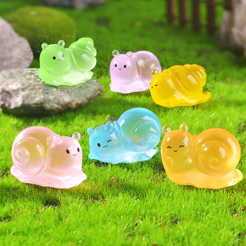 

12pcs Cute Mini Resin Snail Figurines Glow In Dark Micro Landscape Ornament Garden Decor Desktop Miniature Terrarium Figurines