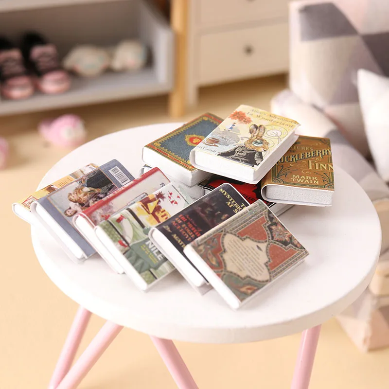 10pcs Simulation English Book Dollhouse Mini Study Room Decoration 1:6 BJD Dolls Furniture Magazine Novel Doll House Accessories