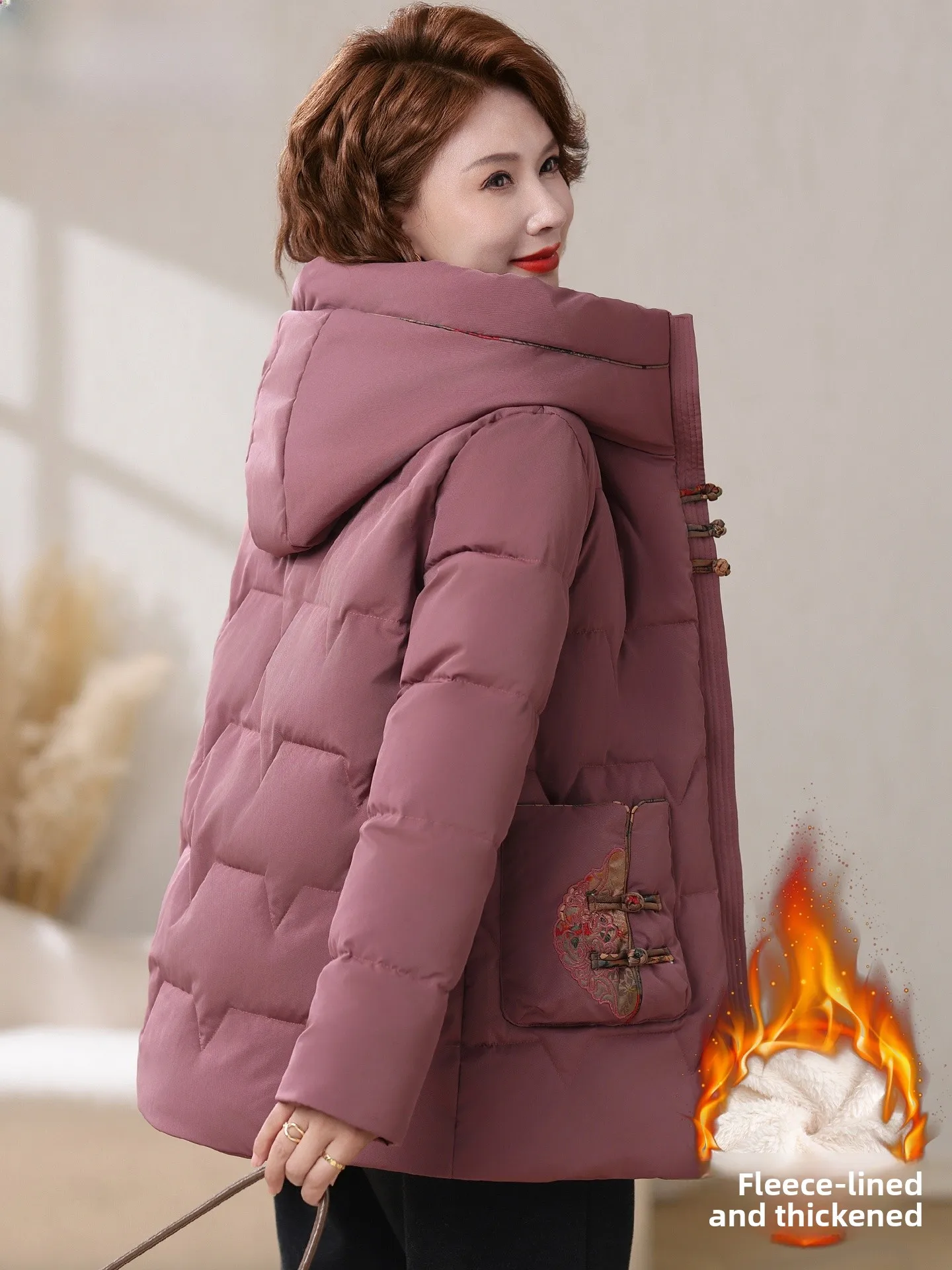 

Thiened down Cotton Jaet Women's Winter Coat Warm Fluffy Hooded Traditional Chinese Sle Filling Polyester Fiber Coat