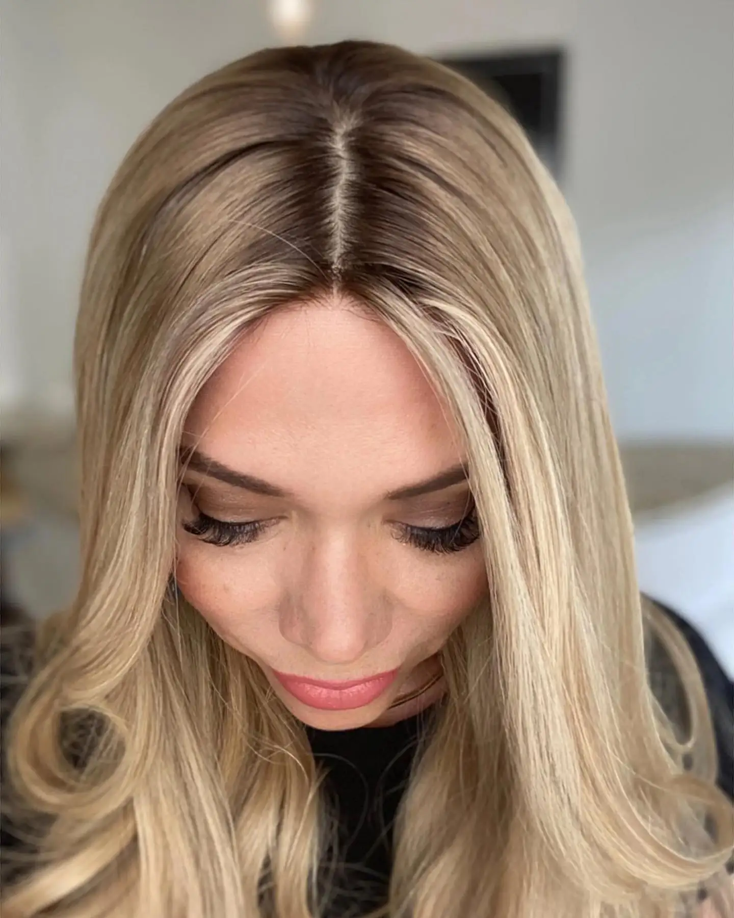 New In High Quality Wig Ombre Blonde HD Lace Wigs 180%High Density Synthetic Natural Hair Wig Loose Wave Wig Daily Cosplay Use