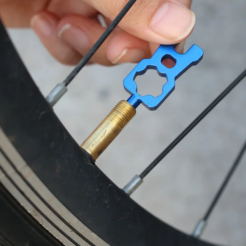 4 IN 1 Portable Repair Bicycle Valve Tools Valve Core Wrench Mountain Road Bike Disassembly Installation Tool Removal Parts Blue