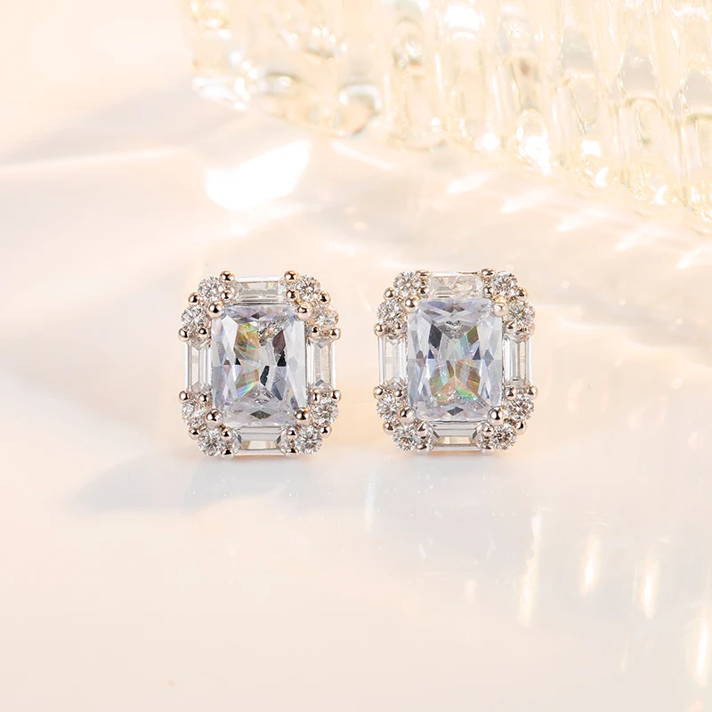 Fashion Earrings for Women 925 Silver Jewelry Rectangle Emerald Zircon Gemstone Stud Earrings Wedding Bridal Party Accessories