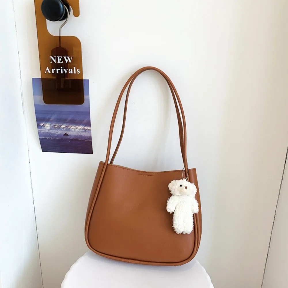 

Korean Style PU Leather Shoulder Bag Solid Color Large Capacity Tote Bag Soft with Bear Pendant Handbag for Work Shopping