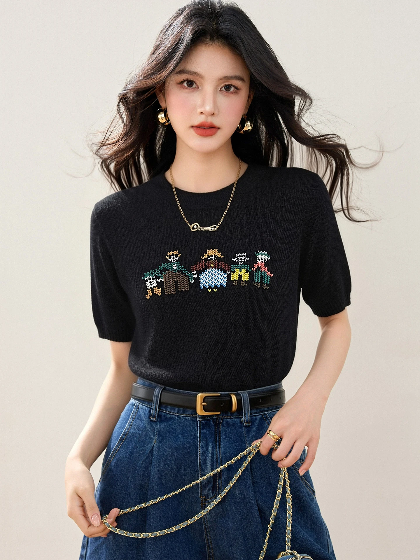 Women's Summer Retro Cartoon Character Embroidered T-Shirt Short Sleeve Top Loose Round Neck Casual Minimalist Short Sleeve Top