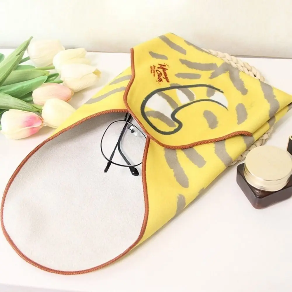 

Защитная самоклеящаяся полиэстеровая пленка для косметики с мультяшными животными, сотни вариантов расцветок, мягкая, не царапает поверхности, складная