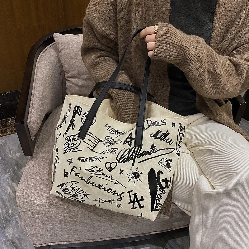 

2025 Trendy Retro Canvas Tote - Women's Large-Capacity Simple Portable Shoulder Bag