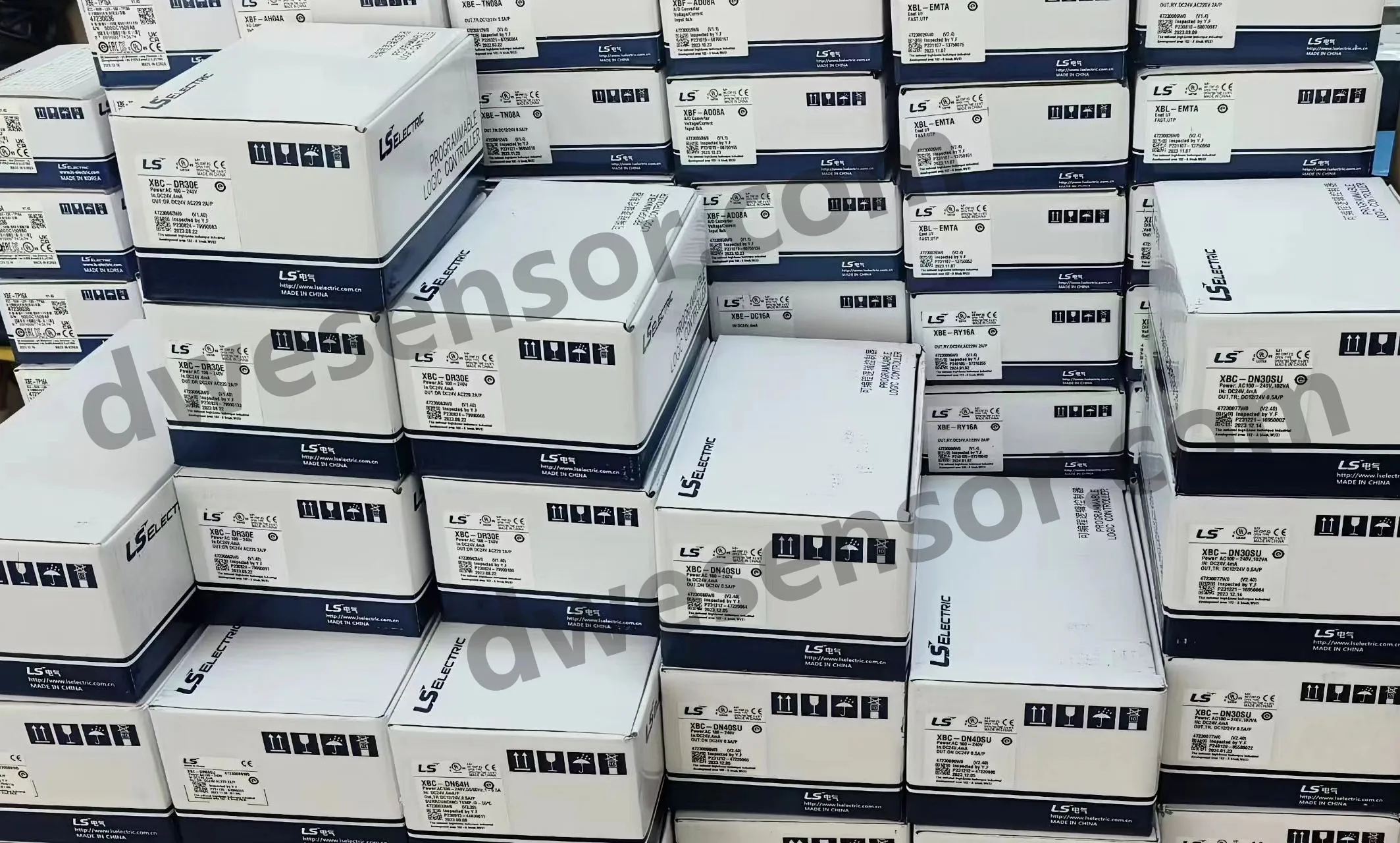 LS PLC XBC-DN30SU DN40SU DN60SU XBC-DR30SU DR40SU DR60SU وحدة تحكم منطقية قابلة للبرمجة
