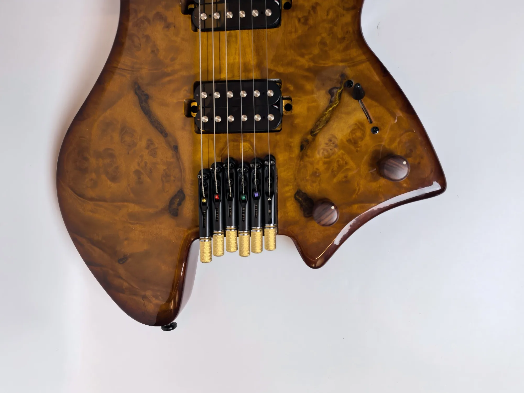Factory directly selling, African peach heartwood, headless electric guitar, sour tree fingerboard, in stock , can customized