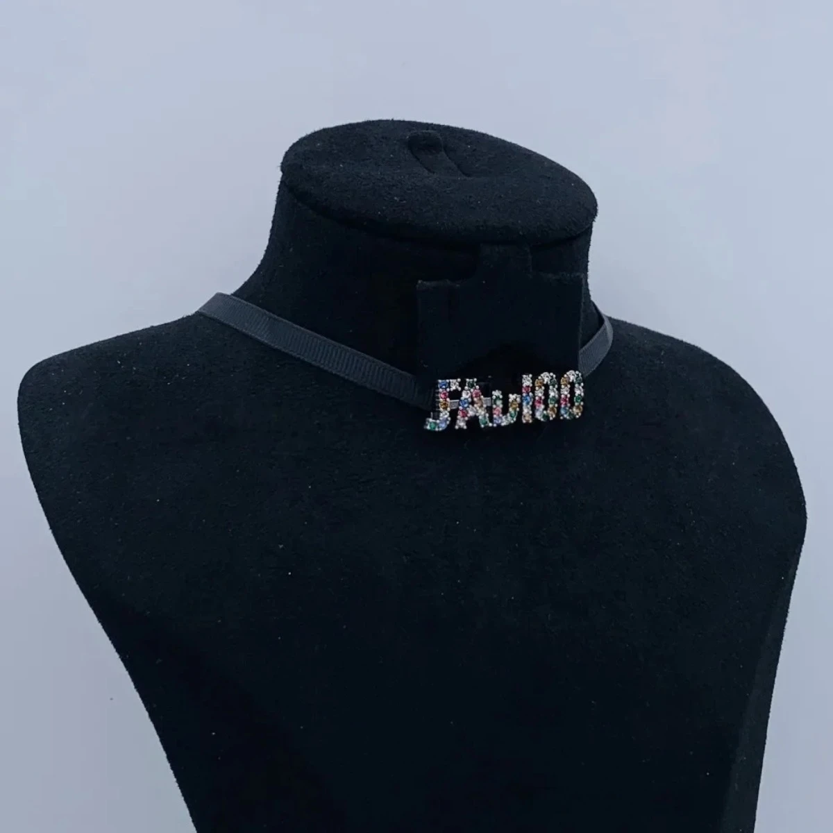 

Новое модное универсальное винтажное ожерелье с буквами класса люкс 2025 года