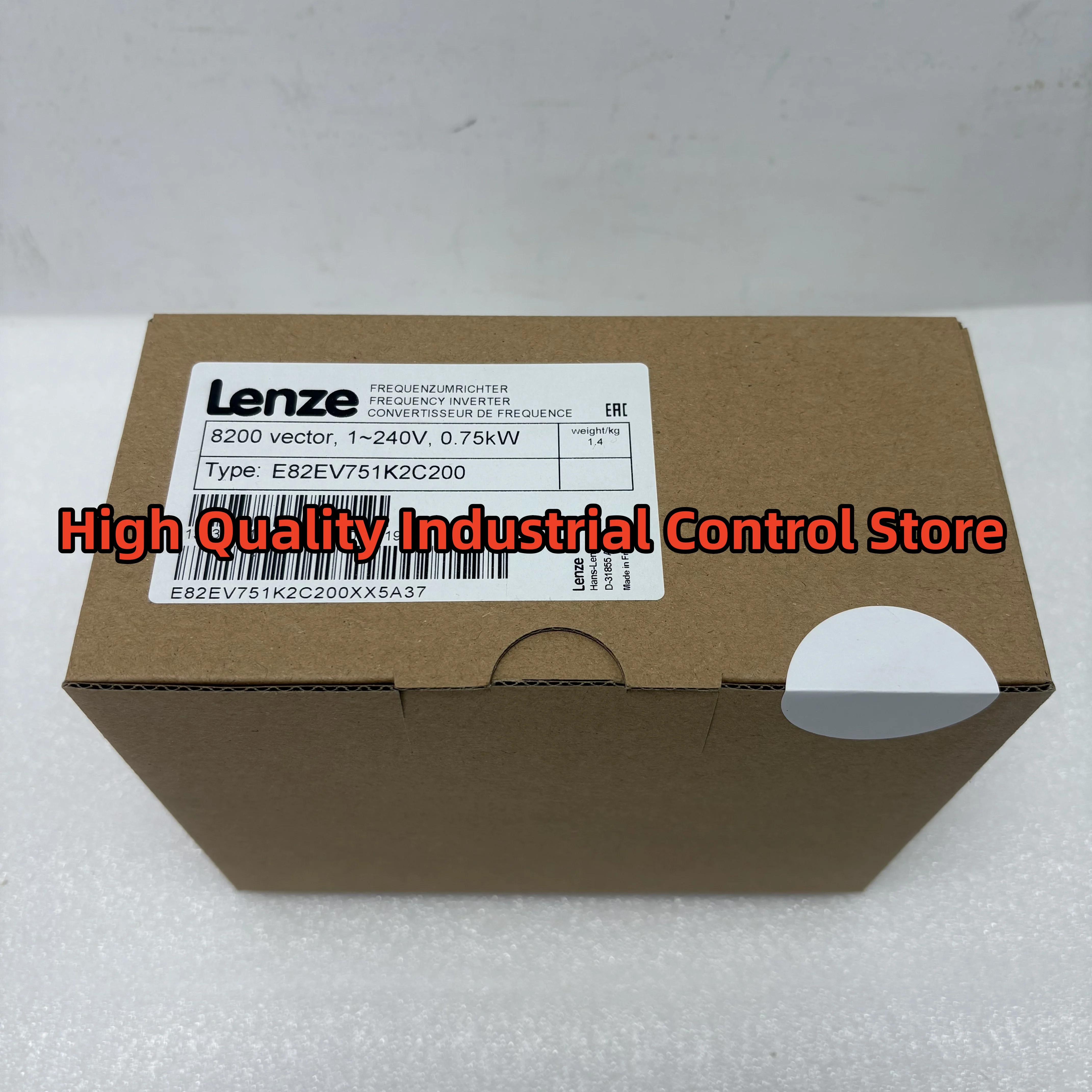 

E82EV751K4C040 E82EV751K4B040 100%НОВЫЙ преобразователь частоты E82EV751K4C
