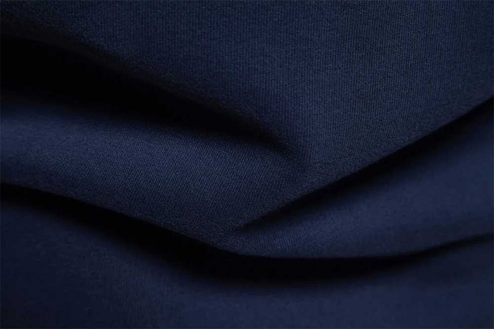 الرجال الخريف الشتاء جديد طاقم الرقبة البلوز كم طويل المرقعة البلوز موضة سليم صالح ملابس رياضية للشباب عادية