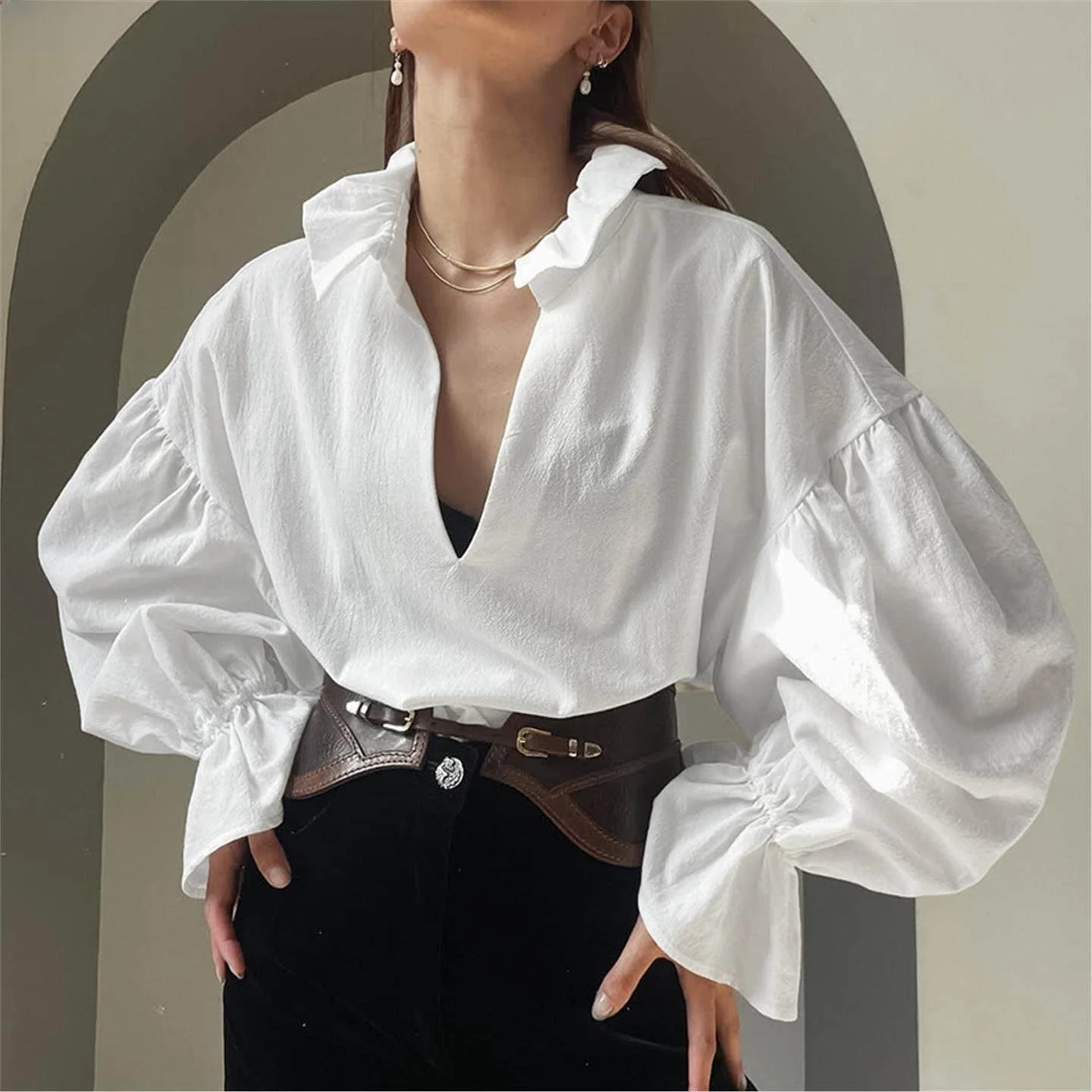 

White Pleated Material Loose Long Sve Bubble Sve irt Women's Spring Sensation LinJ Court Sle Pure European Sle