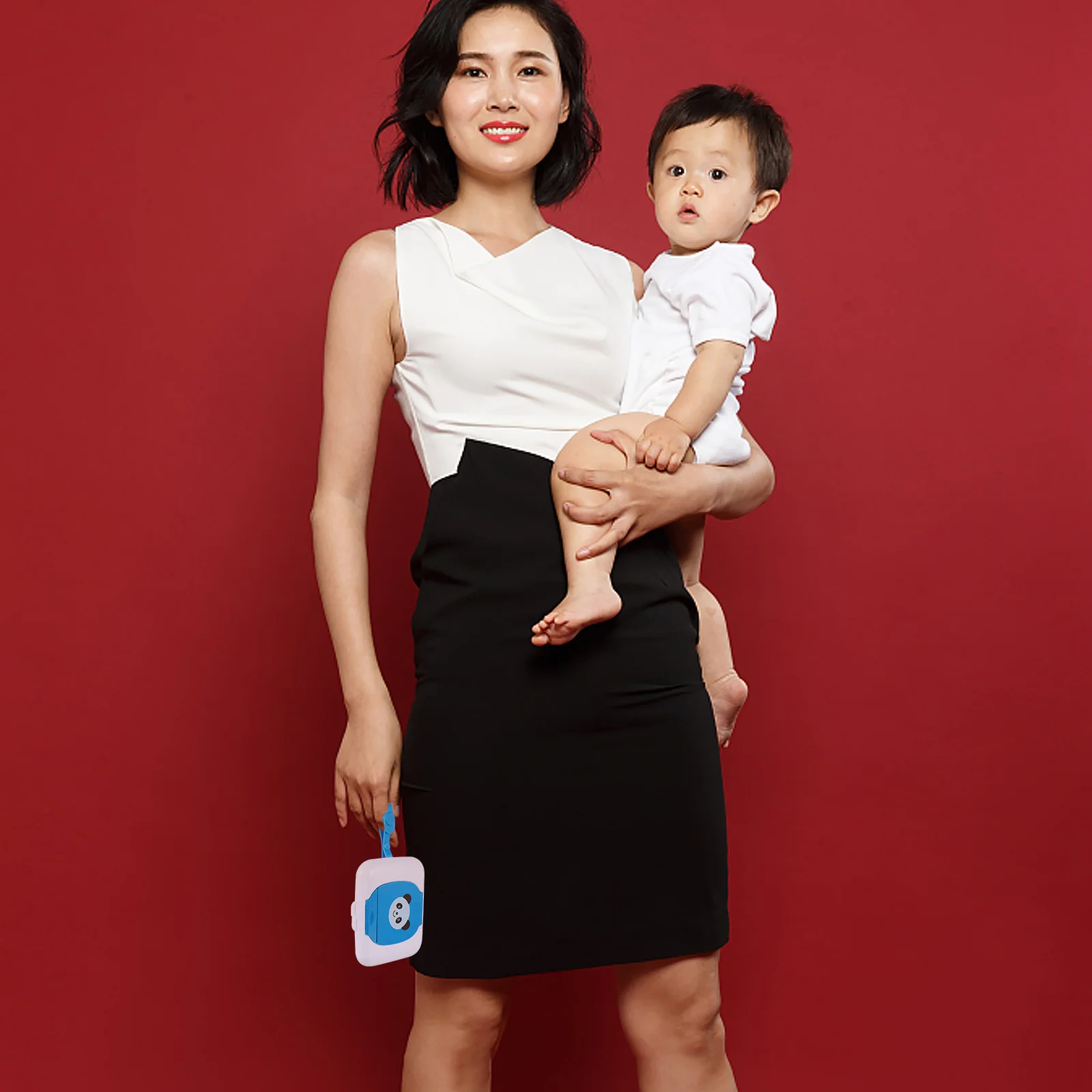 1Pcs Baby Feuchttücher Fall Tragbare Leichte PP Kunststoff Material Feuchttücher Box mit Riemen für Outdoor Reise Windel Tasche