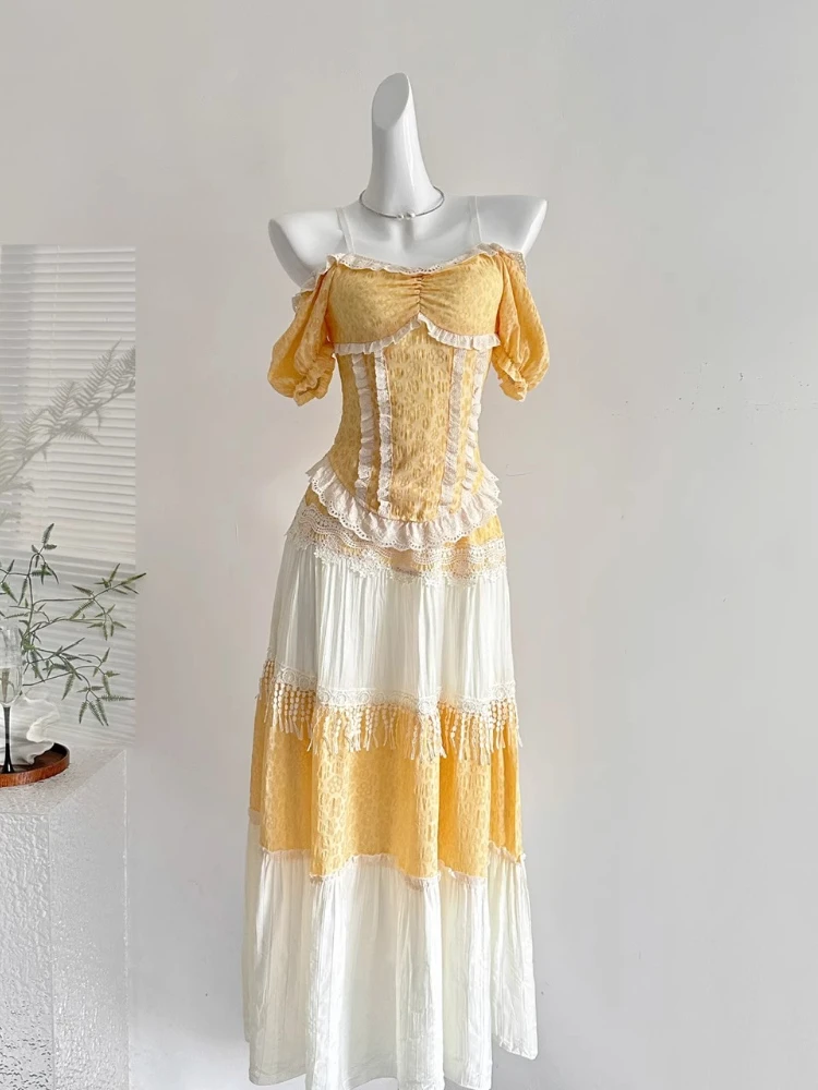 

Французский сладкий летний женский комплект из 2 предметов Y2k с кружевными ремешками + тонкая длинная юбка Harajuku Design Sense Chic Outfits New 2025