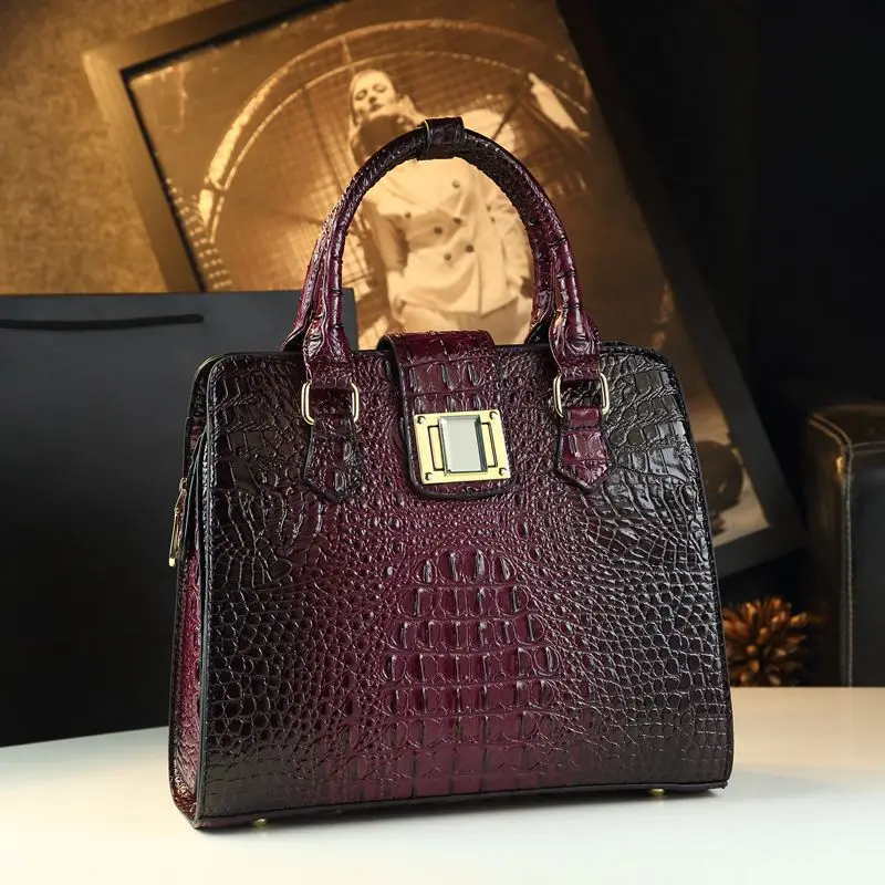 Fashionable Pattern Women's Bag 2026 New Versatile Middle-Aged Women's Bag Single Shoulder Crossbody Handbag Mom Bag