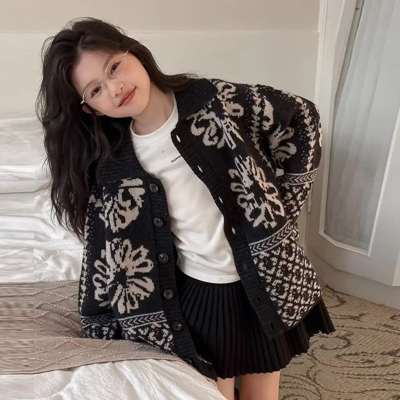 

Kids Girls' Sweater Cardigan Autumn And Winter 2026 New Fashionable Children's Flower Loose Knitted Coat 120-170cm