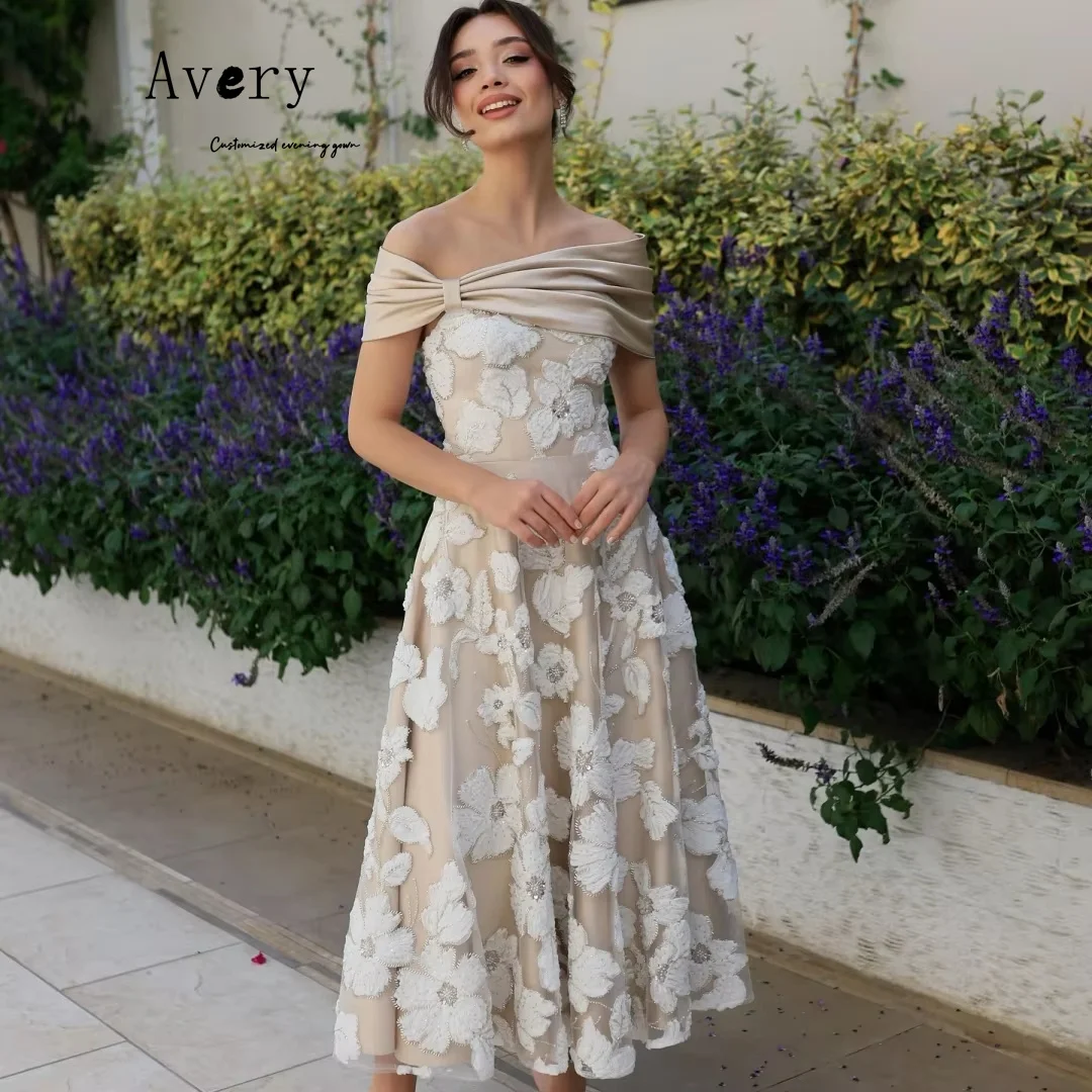 Avery مخصص زهرة خارج الكتف بلا أكمام ألف خط طويل أنيق امرأة فستان الحفلات المرأة الكرة فساتين لحضور الحفلات الموسيقية 2025 حفل