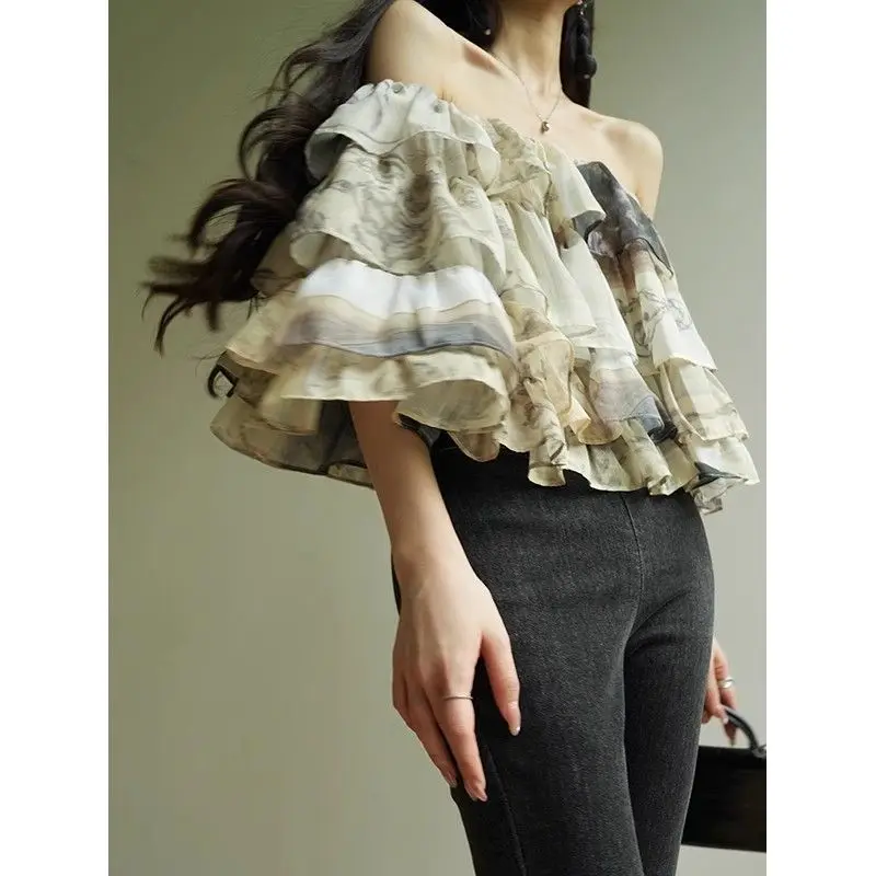 

Romantic One-word Shoulder Ruffle Design Seaside Vacation Short Shirt Women