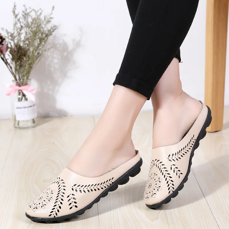 2024 New Lazy Shoes Casual Soft Sole Flat Beef Tendon Flat Shoes Hollow Breathable Bean Shoes Shallow Mouth Spring and Autumn