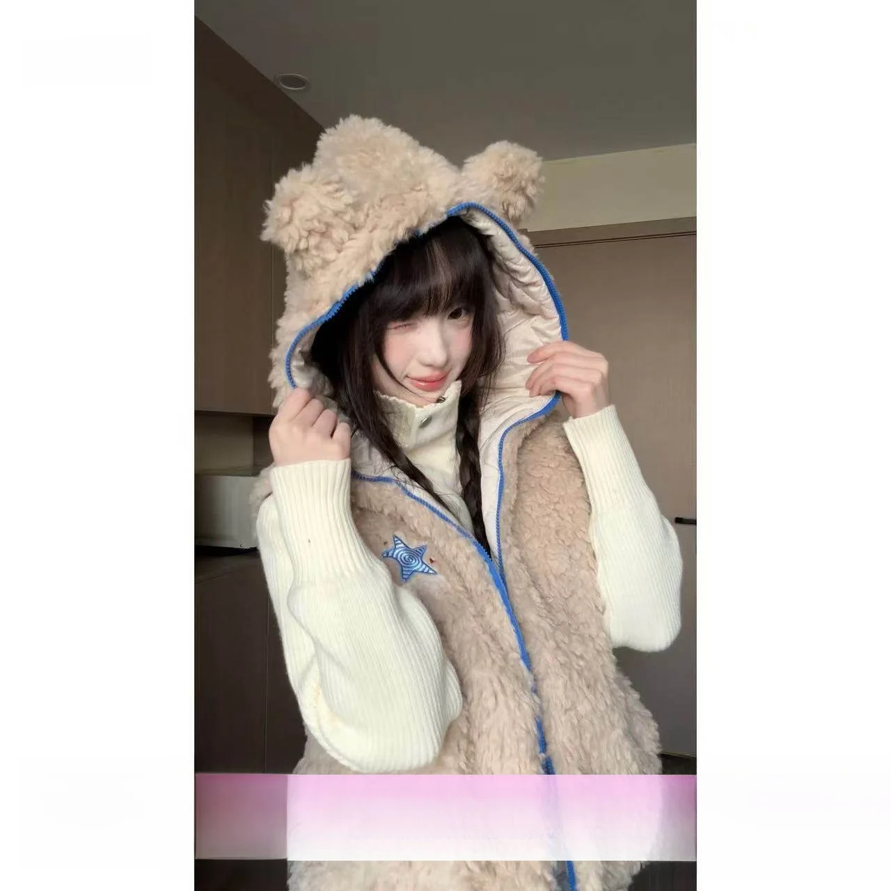 

Женский жилет EZEK с капюшоном и ушками медведя, из овечьей шерсти, повседневный, из полиэстера, зимняя верхняя одежда