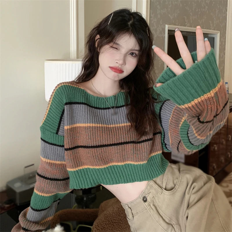 Striped long sleeved sweater for women\'s loose fitting and slimming outer wear knitted top