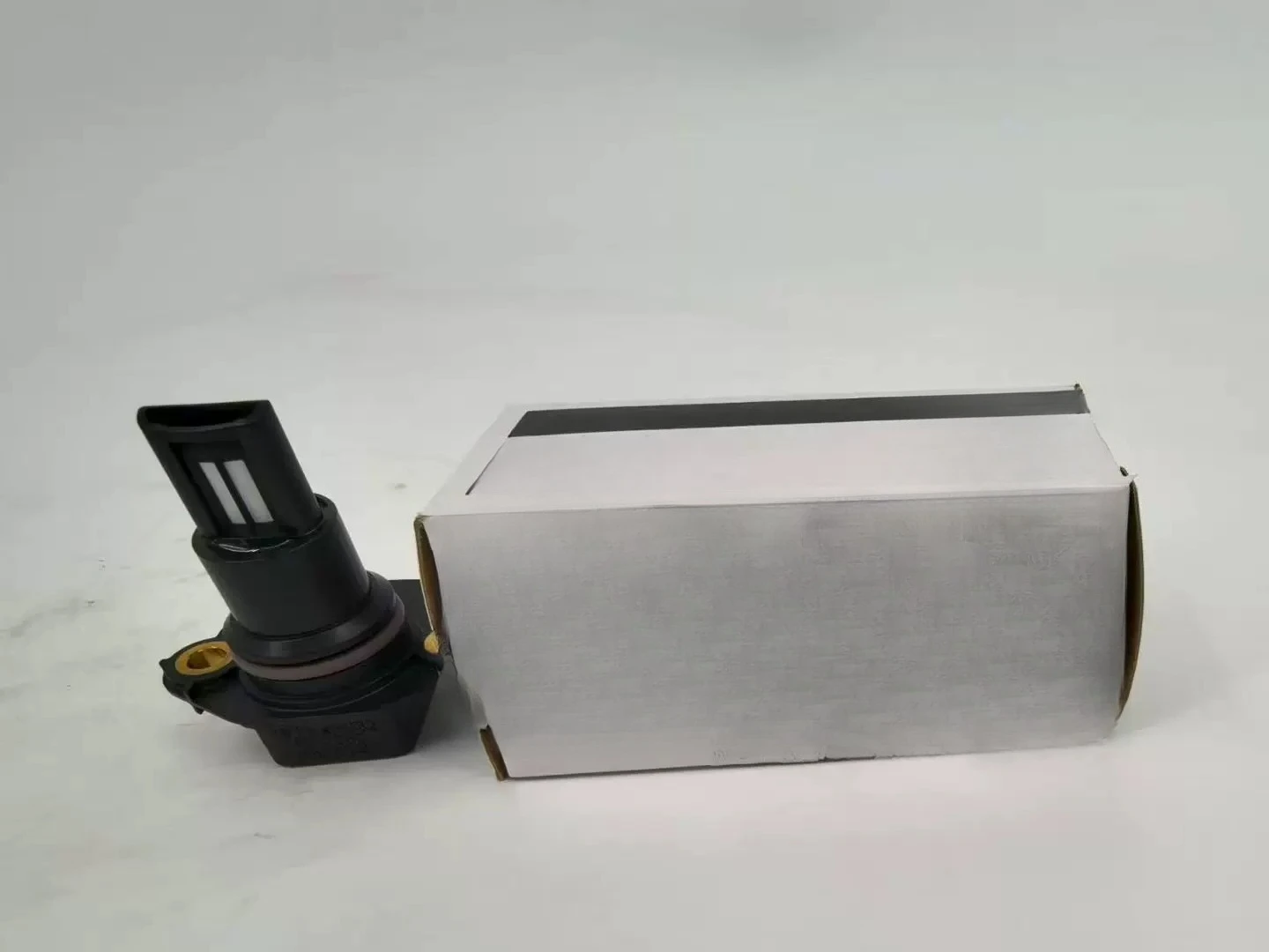 Applicable to Dongfeng Tianlong Foton Auman natural national six engine atmospheric environment humidity sensor