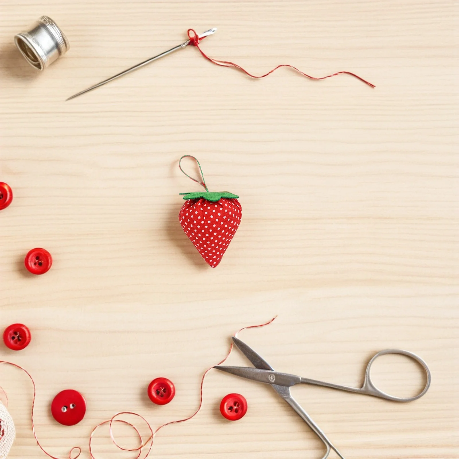 

12pcs Strawberry Shaped Needle Cushion Realistic Fruit Design For Sewing Craft Storage Soft Protective Pincushion Embroidery