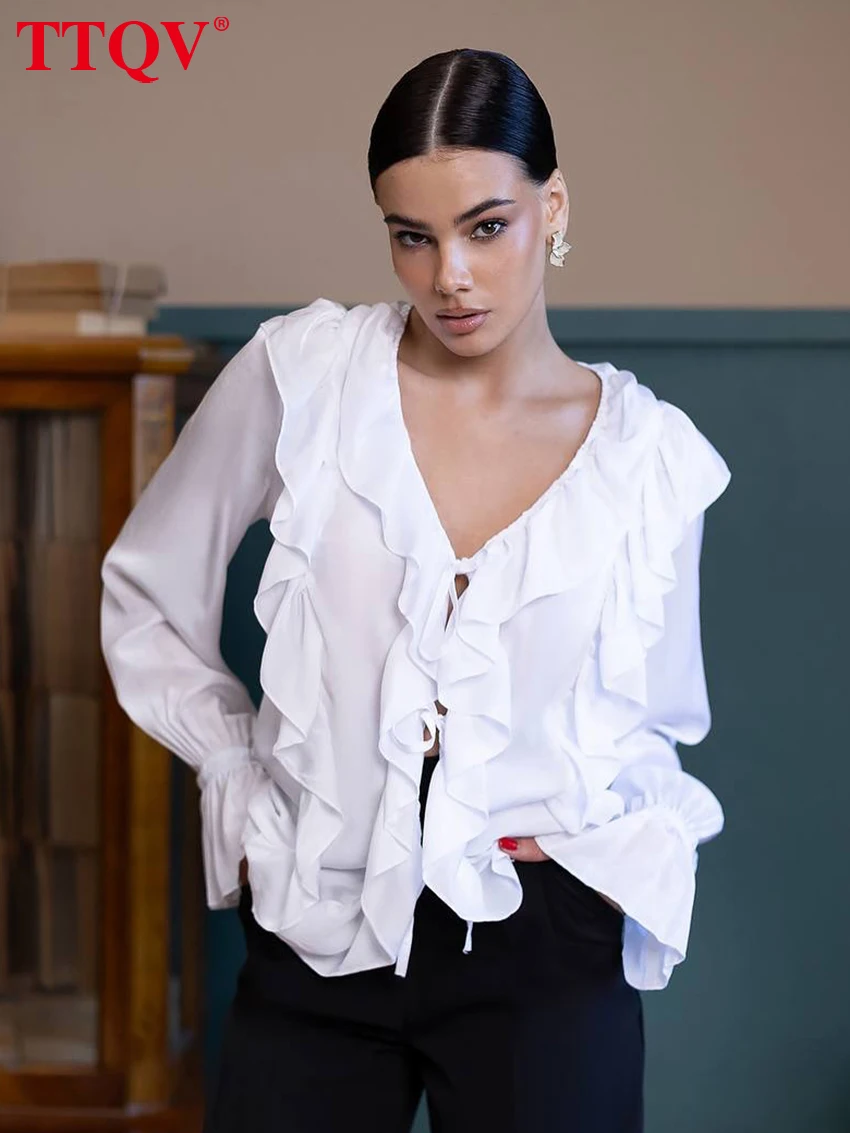 

TTQV весенняя свободная белая женская рубашка 2026 сексуальные женские рубашки с v-образным вырезом и длинными рукавами элегантный классический топ с оборками женская одежда