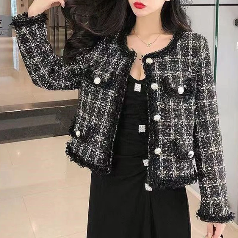 Women Vintage Plaid Luxury Chic Elegant Single Breasted Jackets 2023 Autumn Winter Female Korean Fashion Long Sleeve Loose Coat