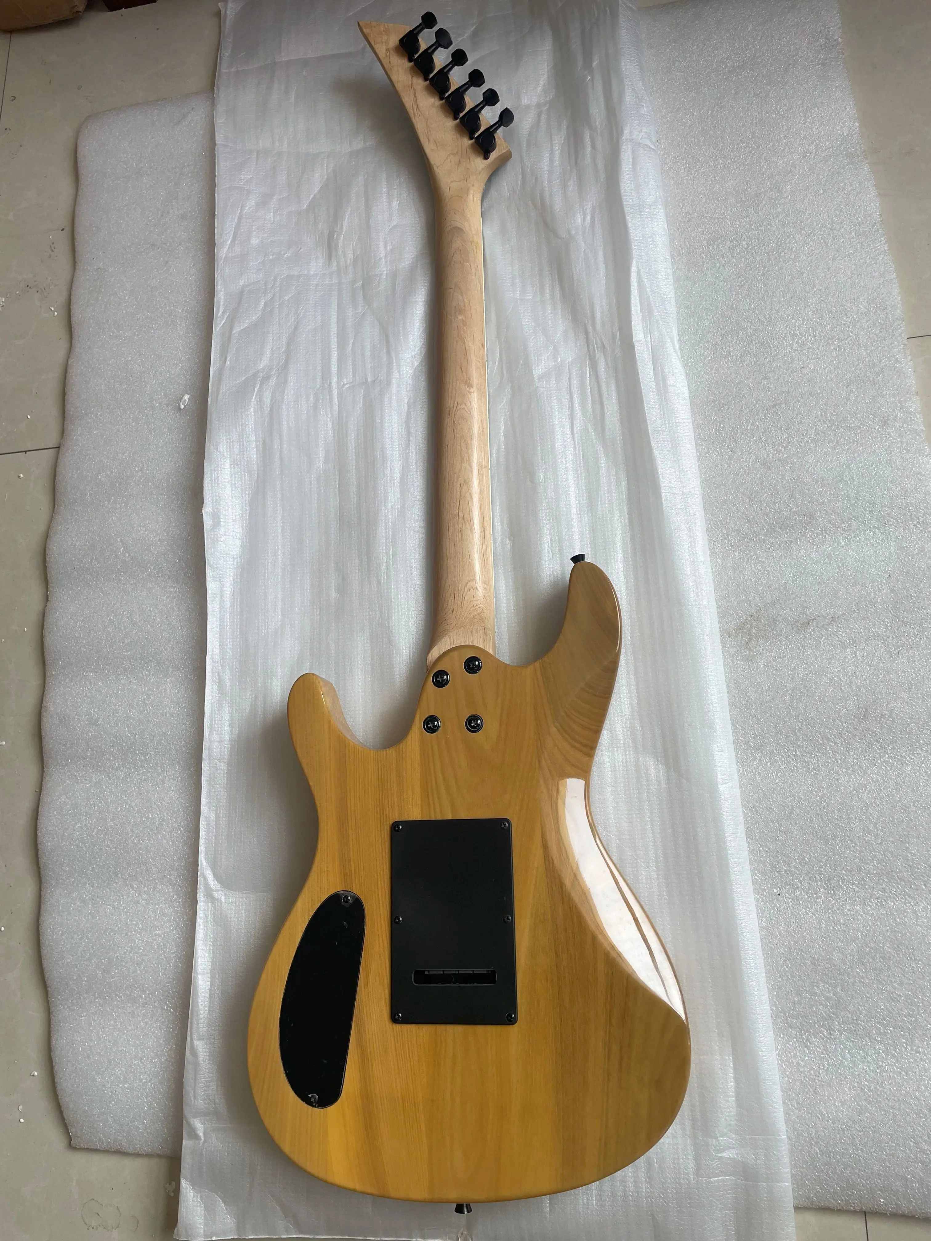 Only One Stock Electric Guitars Ash Body Glossy Floyd Rose SSH Pickups Solid Wood Electric Guitar Floydrose Style Real Photos