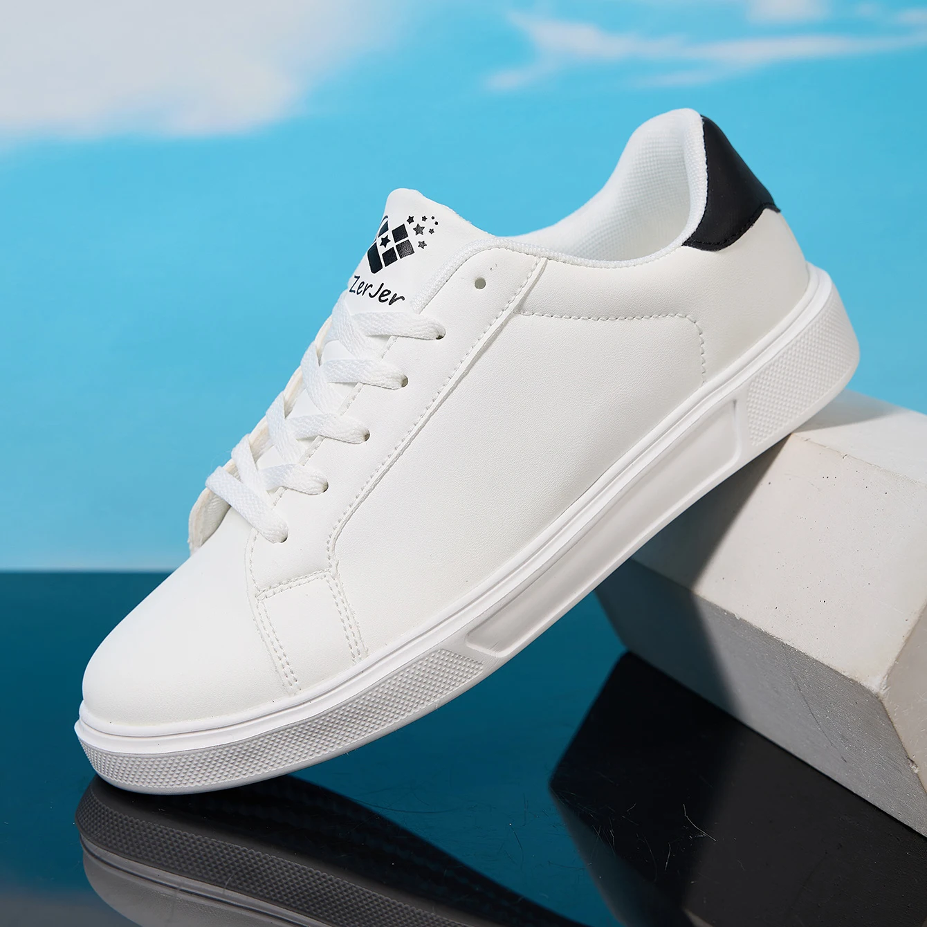 ZERJER Men's White/Black Casual Leather Sneakers, Low Top Lace-Up Skate Shoes, Comfortable Walking Footwear