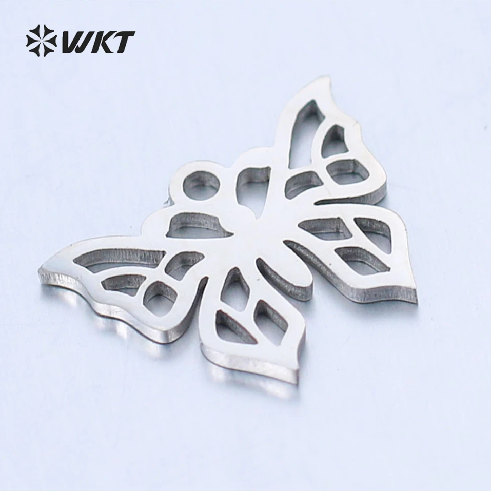 WT-SSP022 New Arrival Titanium Steel Vivid Butterfly Shape Pendant Stainless Steel Gold Plated Necklace Pendant