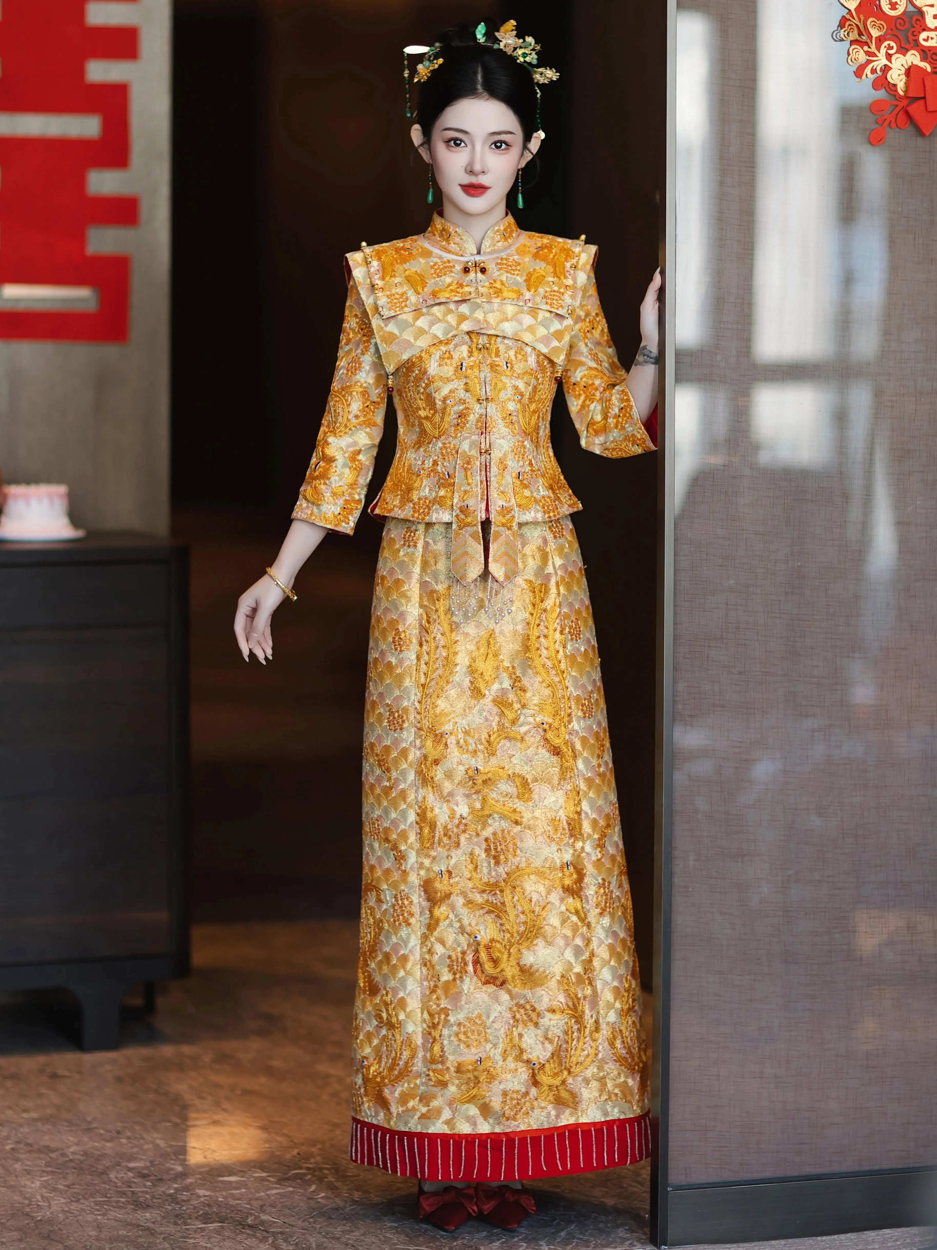 High-Grade Golden and Gown New Toast Dress Xiuhe Clothing Chinese Style Bridal Clothes Retro Outdoor Marriage