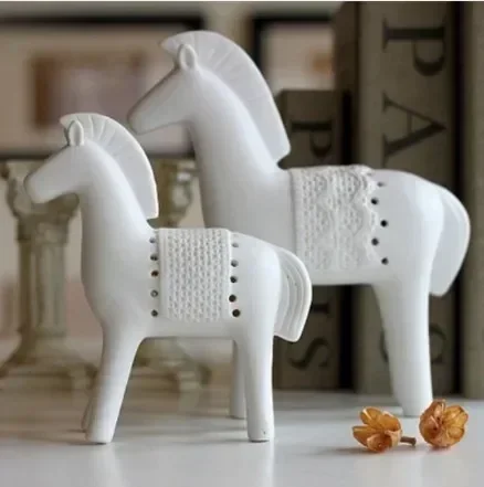 

Horse Figurine Ceramic Statue Home Decor Morden Art Animal Figurines Office Home Decoration Accessories Horse Sculpture